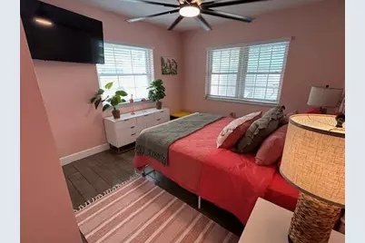 725 Sunset Cove, Madeira Beach, FL 33708 - Photo 68