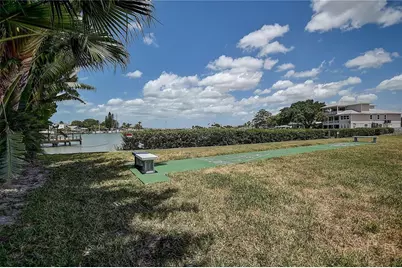 725 Sunset Cove, Madeira Beach, FL 33708 - Photo 32