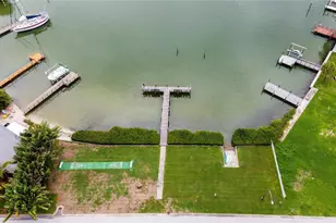 725 Sunset Cove, Madeira Beach, FL 33708 - Photo 36