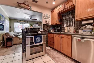 5029 34th Ave N, Saint Petersburg, FL 33710 - Photo 10