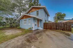 2044 21st St S, Saint Petersburg, FL 33712 - Photo 1