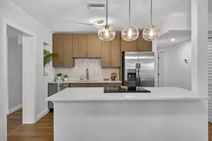 4703 Cresthill Dr, Tampa, FL 33615 - Photo 2