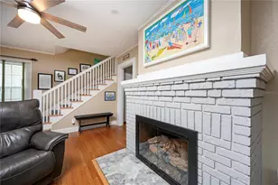 1042 16th Ave N, Saint Petersburg, FL 33704 - Photo 8