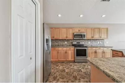 34828 Prairie Ridge Way, Zephyrhills, FL 33541 - Photo 54