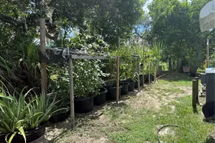 8869 Highpoint Blvd, Brooksville, FL 34613 - Photo 20