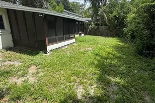 14706 Carnation Dr, Tampa, FL 33613 - Photo 20