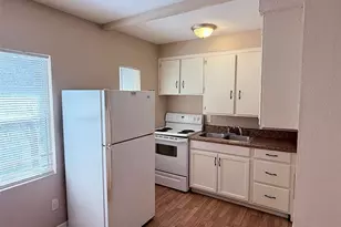 986 22nd Ave S, Saint Petersburg, FL 33705 - Photo 6