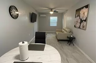 2485 Highland Acres Dr, Clearwater, FL 33761 - Photo 16