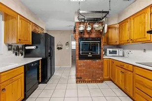 38730 Mickler Rd, Dade City, FL 33523 - Photo 16