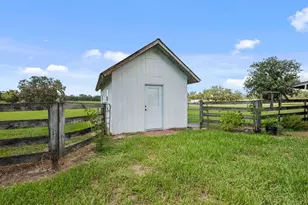 38730 Mickler Rd, Dade City, FL 33523 - Photo 24