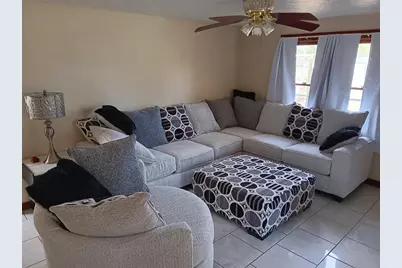 5647 19th Street, Zephyrhills, FL 33542 - Photo 4
