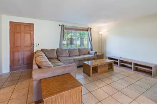 3239 Allen Rd, Zephyrhills, FL 33541 - Photo 4