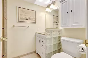 660 Island Way, Clearwater Beach, FL 33767 - Photo 32