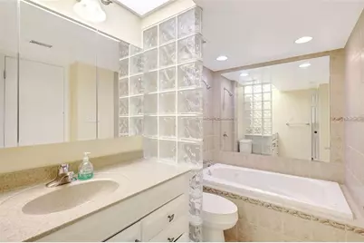 660 Island Way #708, Clearwater Beach, FL 33767 - Photo 24