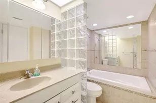 660 Island Way, Clearwater Beach, FL 33767 - Photo 24