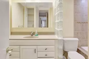 660 Island Way, Clearwater Beach, FL 33767 - Photo 34