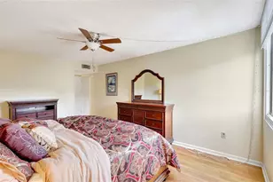 660 Island Way, Clearwater Beach, FL 33767 - Photo 26