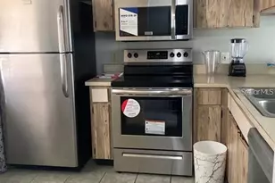 5002 Terrace Palms Cir, Tampa, FL 33617 - Photo 12