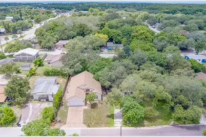 1950 Lillian Avenue, Tarpon Springs, FL 34689 - Photo 50