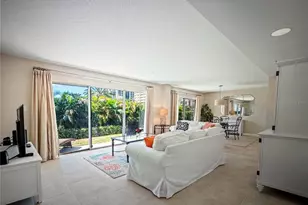 1351 Gulf Blvd, Clearwater Beach, FL 33767 - Photo 12