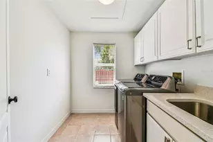 27109 Coral Springs Dr, Wesley Chapel, FL 33544 - Photo 44