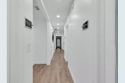 3811 W Sligh Avenue, Tampa, FL 33614 - Photo 8