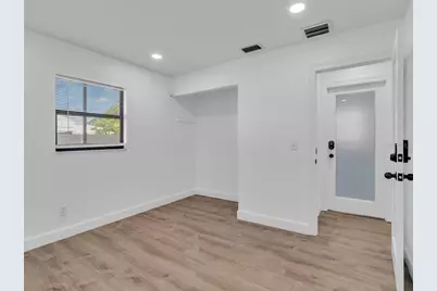 3811 W Sligh Avenue, Tampa, FL 33614 - Photo 10