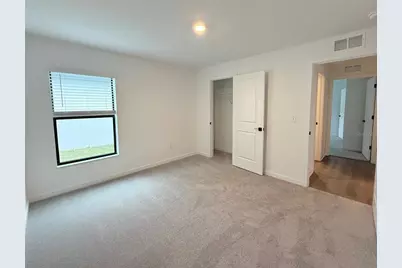 5745 Helmsman Court, Tampa, FL 33619 - Photo 14