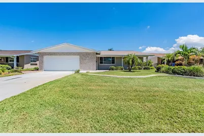 13483 87th Avenue, Seminole, FL 33776 - Photo 2