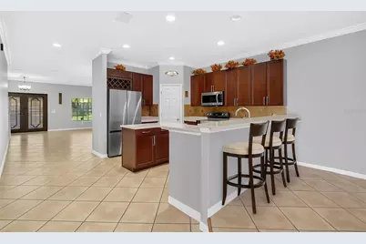 8840 Cameron Crest Drive, Tampa, FL 33626 - Photo 10