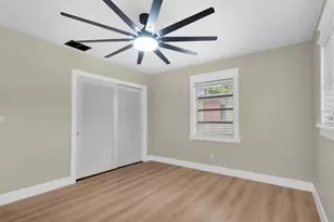 1839 Ridgeway Dr, Clearwater, FL 33755 - Photo 22