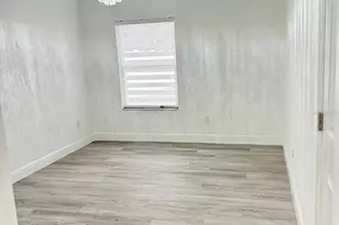 8706 Fish Lake Rd, Tampa, FL 33619 - Photo 18