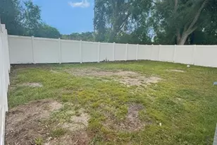 8706 Fish Lake Rd, Tampa, FL 33619 - Photo 6