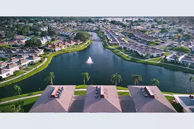 4352 Tahitian Gardens Circle #M, Holiday, FL 34691 - Photo 8