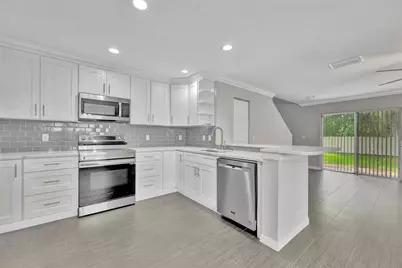 2928 Royal Tuscan Lane, Valrico, FL 33594 - Photo 16