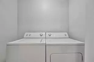 2928 Royal Tuscan Ln, Valrico, FL 33594 - Photo 32