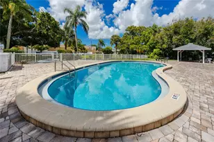 400 Brandywine Dr, Largo, FL 33771 - Photo 36