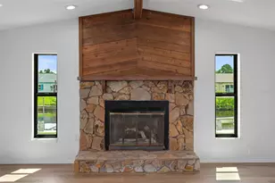 9910 Island Harbor Dr, Port Richey, FL 34668 - Photo 10