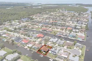 9910 Island Harbor Dr, Port Richey, FL 34668 - Photo 2