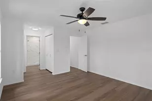 9910 Island Harbor Dr, Port Richey, FL 34668 - Photo 22
