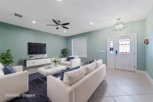 210 50th Ave N, Saint Petersburg, FL 33703 - Photo 4