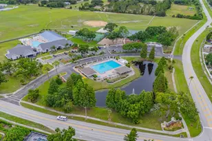 11320 Villas on the Green Dr, Riverview, FL 33579 - Photo 14