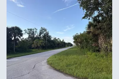 398 Sycamore Street, Port Charlotte, FL 33954 - Photo 2