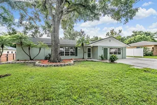 4412 Orangewood Loop E, Lakeland, FL 33813 - Photo 2