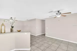 1430 29th St S, Saint Petersburg, FL 33712 - Photo 8