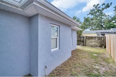 1430 29th Street S, Saint Petersburg, FL 33712 - Photo 22