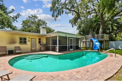 12801 Kimberly Oaks Circle, Largo, FL 33774 - Photo 48