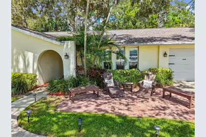 12801 Kimberly Oaks Circle, Largo, FL 33774 - Photo 2