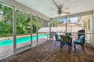 12801 Kimberly Oaks Cir, Largo, FL 33774 - Photo 44