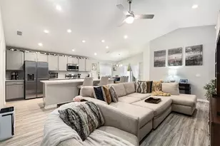 6436 Pebblebrooke Wy, Zephyrhills, FL 33541 - Photo 10